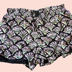 Justice - Women's Short - Size 14/16